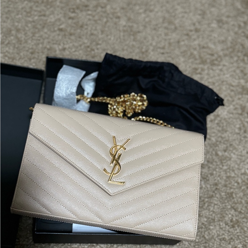 Yves Saint Laurent Wallet on Chain
